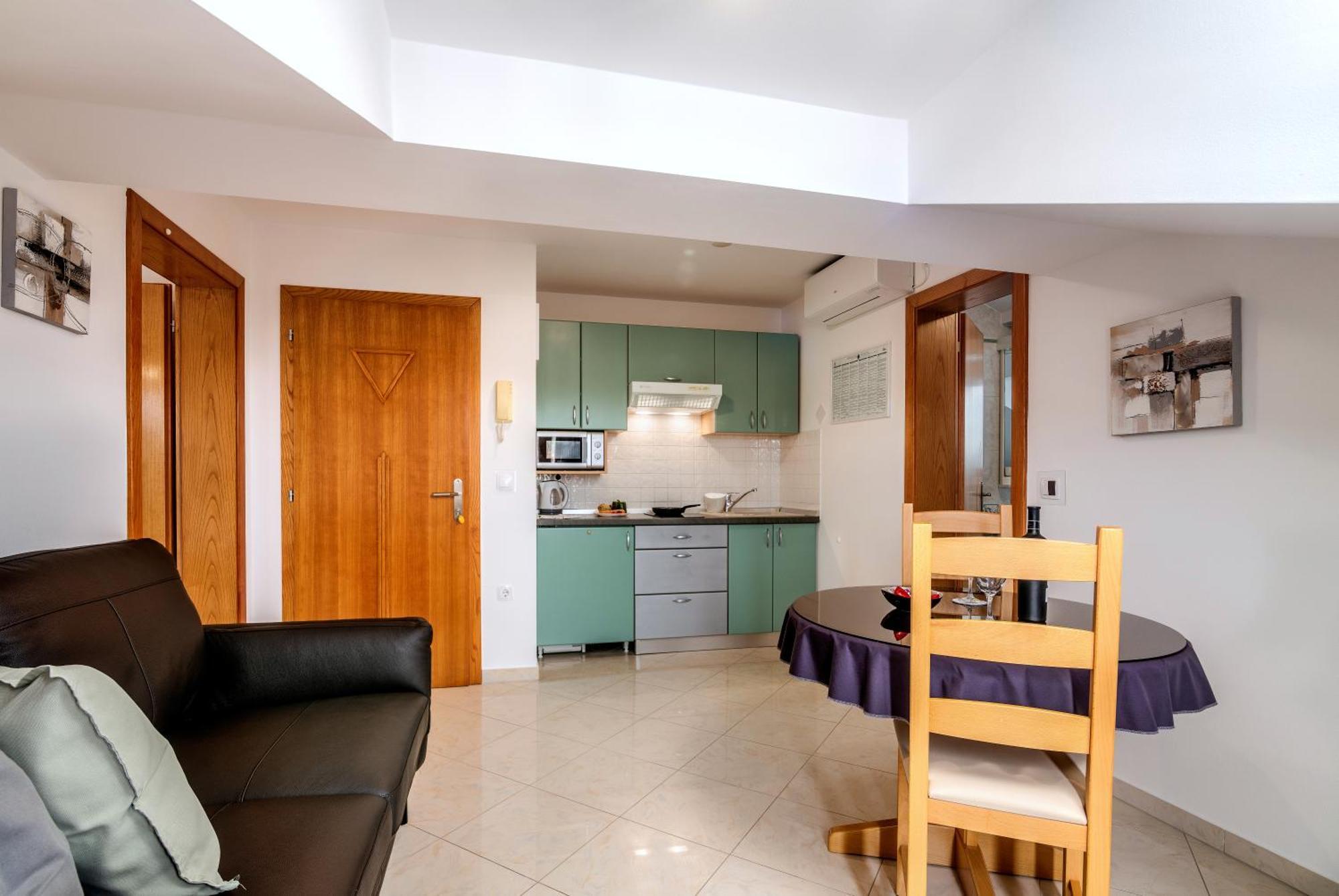 Apartments Kvarner Malinska Luaran gambar