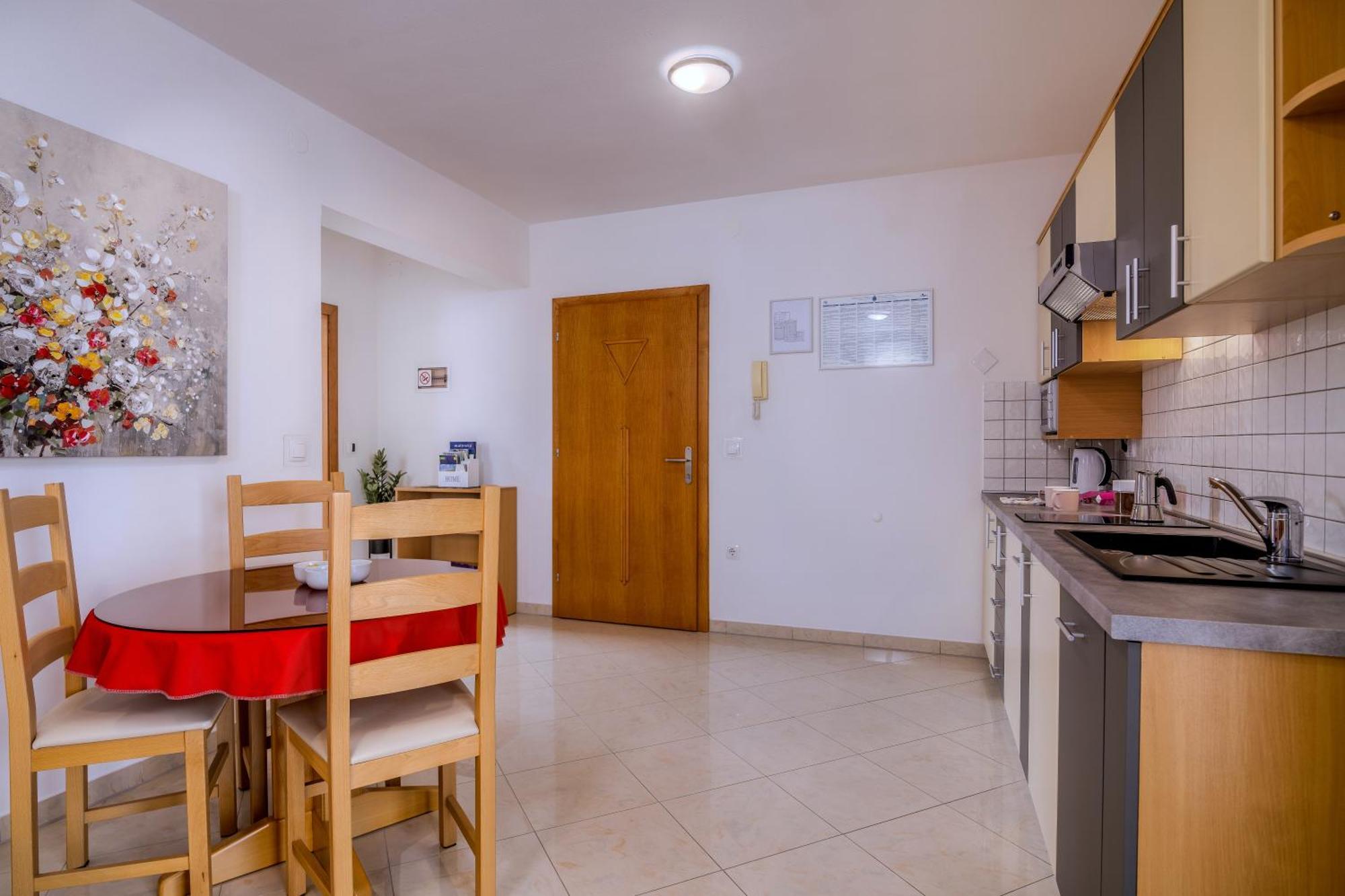 Apartments Kvarner Malinska Luaran gambar